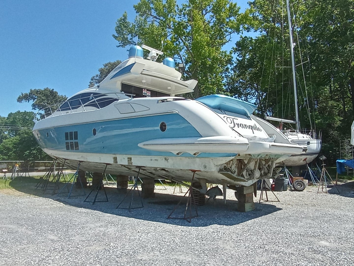 2006 Azimut 68S