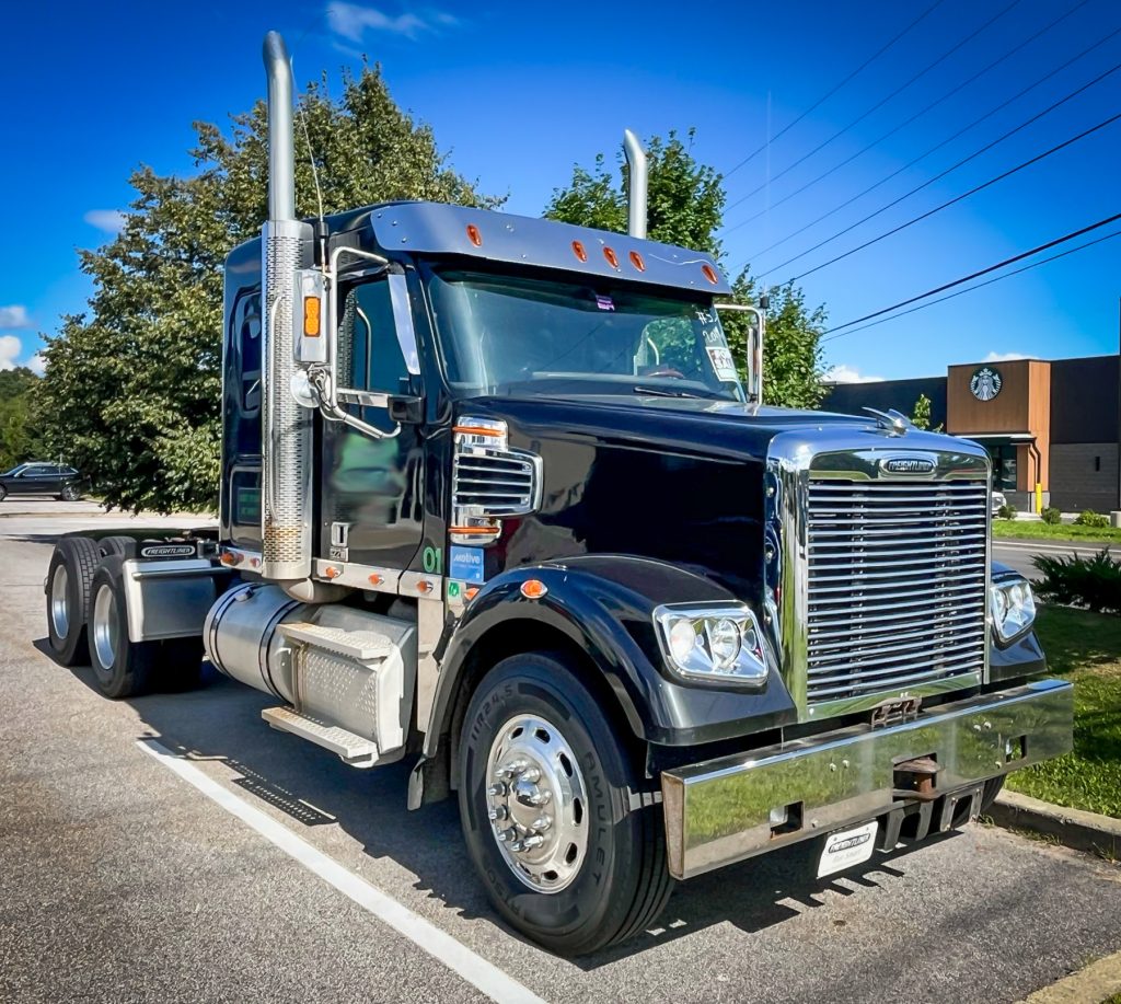 2019 Freightliner Severe Duty 122SD