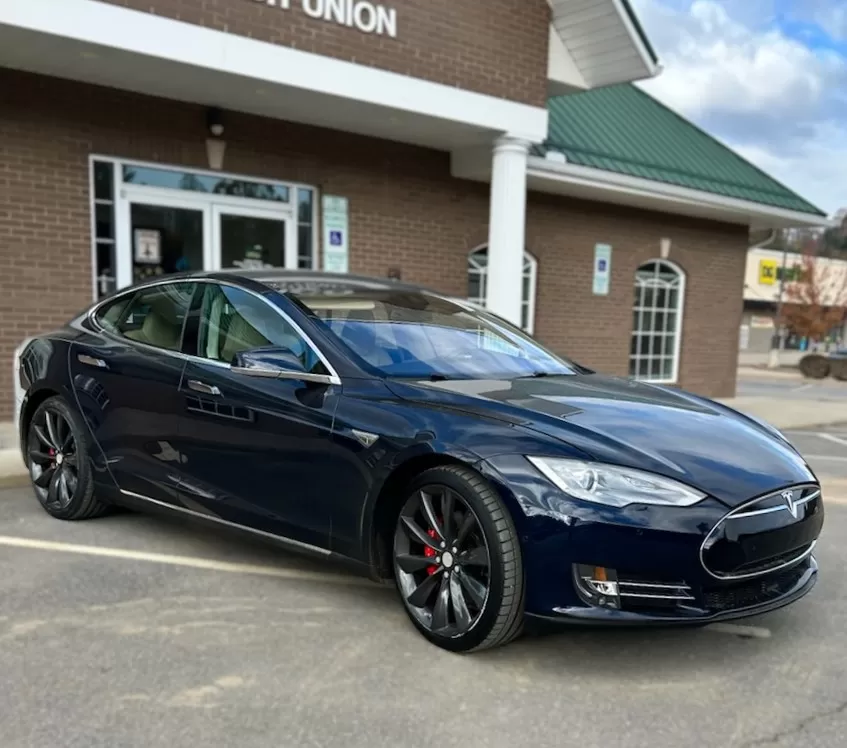 2014 Tesla Model S