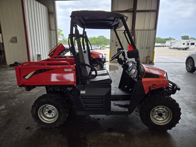 2021 Coleman UT400 4WD