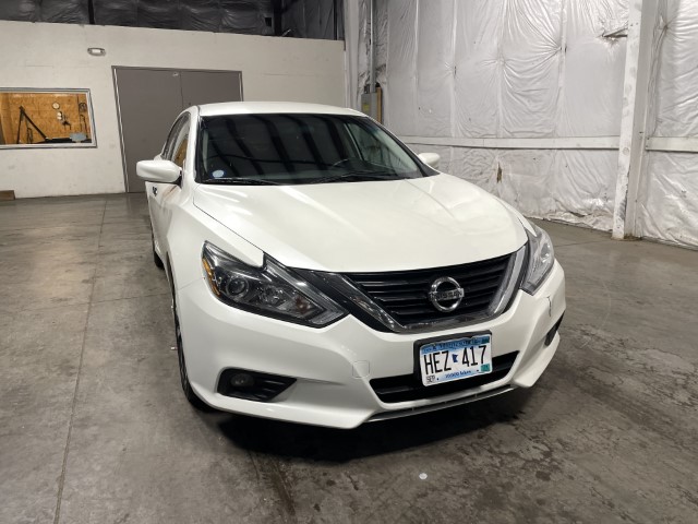 2017 Nissan Altima SR