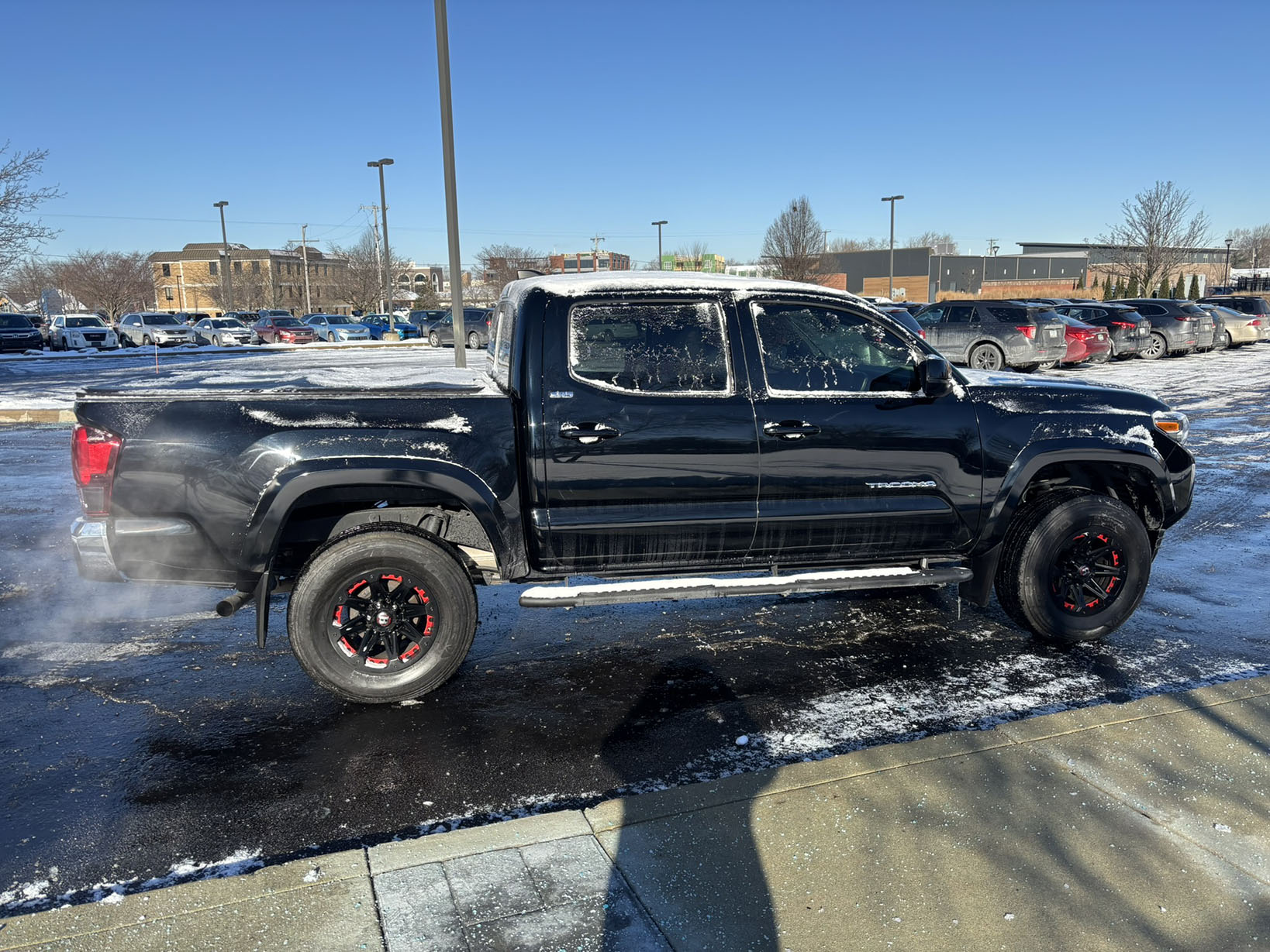 2020 Toyota Tacoma Crew Cab SR5 4WD