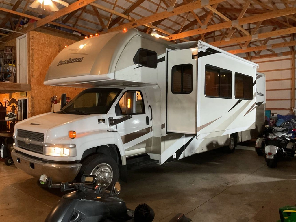 2006 Chevrolet Super C5500 Dutchman RV